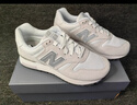 NEW BALANCE NB官方男鞋女鞋轻便舒适百搭情侣运动休闲鞋565系列 浅灰 ML565EW1 39.5 (脚长24.5cm) 实拍图
