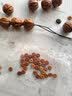 品饰匠 橄榄核隔片 厚片薄片散珠垫片手串男文玩金刚菩提DIY配件 约6*2mm【50片】 实拍图