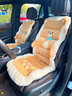 艾布与棉花汽车坐垫冬季加绒保暖一体式车坐垫后排可爱车内毛绒座椅加热垫子 领结熊一体式坐垫【一对】 实拍图