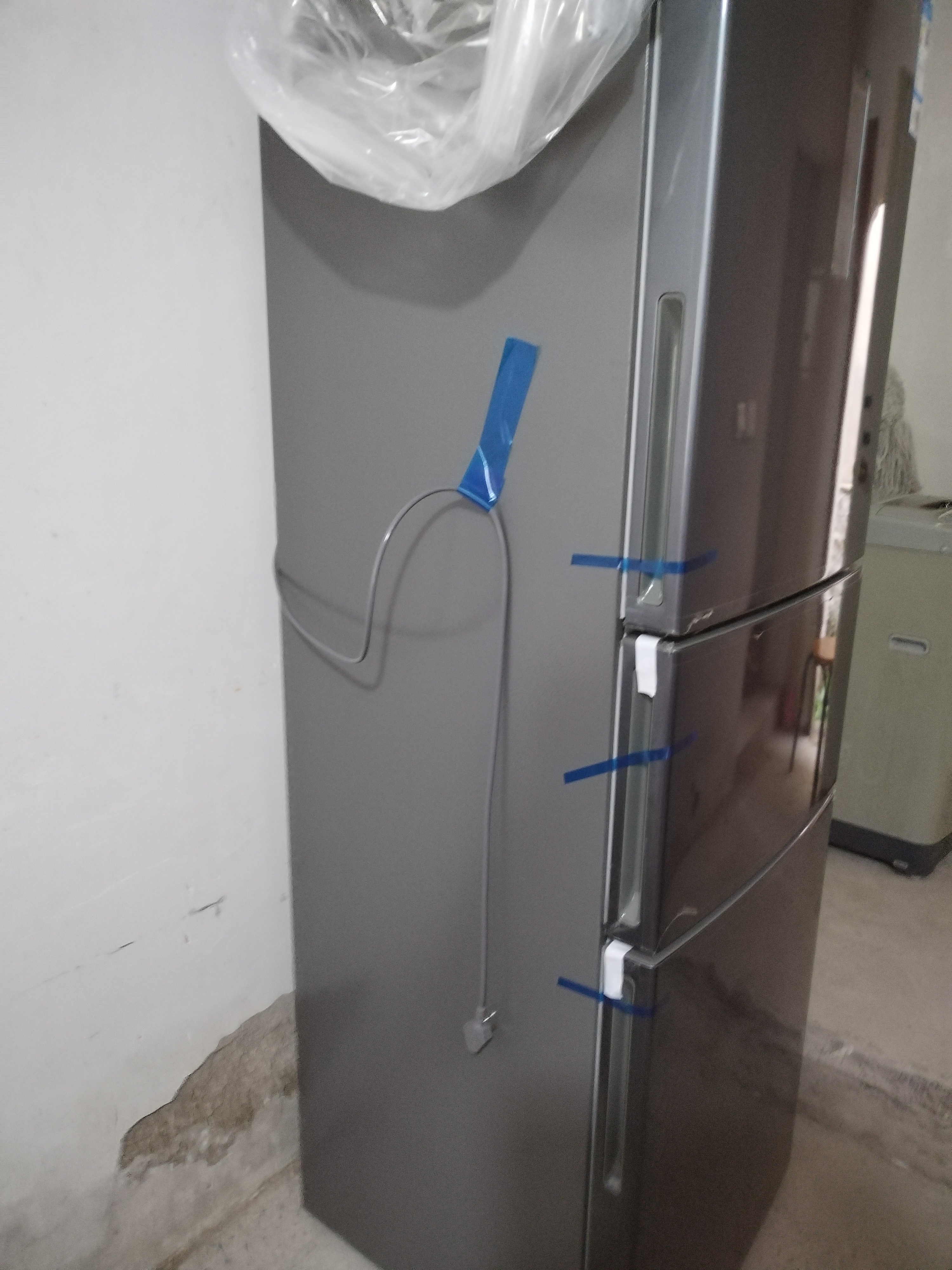 美菱（MeiLing）271升三门三开门冰箱家用变频一级能效省电风冷无霜宿舍租房超薄小冰箱占地小BCD-271WP3CX灰 实拍图