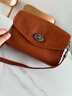 裘真信封包女链条斜挎单肩包休闲复古小包植鞣头层牛皮包包 焦糖色-中号 实拍图