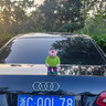京格胖虎车载摆件车顶汽车尾部挂件歪头玩偶可爱创意后备箱车外装饰品 约12cm胖虎摆件【送无痕胶贴】 车内车身办公居家多场景摆放 实拍图