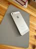 iPhone SE 2 苹果se2 A13芯片4G全网通 二手备用机同苹果8外观 白色 128G 99新 实拍图