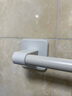 百悍枪灰毛巾杆毛巾架免打孔卫生间置物架浴室洗手间收纳架子厕所洗漱 【无痕贴】毛巾杆奶油白60CM 实拍图