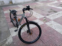 永久（FOREVER） 自行车男女26寸铝合金山地车27变速双碟刹减震学生成人越野单车 26寸油碟 幻影灰 【建议身高153-186cm】 实拍图