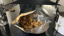 百草味小米锅巴 手工小吃办公室宿舍网红休闲零食膨化食品 RX【限1件】 麻辣味80g 实拍图