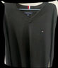 Tommy Hilfiger【纯色V领】秋冬男装纯棉商务休闲简约绣标打底衫针织衫毛衣 【小V领绣标毛衣】-黑色083 S （推荐：120-135斤） 实拍图