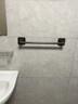 百悍枪灰毛巾杆毛巾架免打孔卫生间置物架浴室洗手间收纳架子厕所洗漱 【无痕贴】毛巾杆枪灰30CM 实拍图