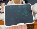 磐写（PS Board）儿童液晶手写画板宝宝家用涂鸦绘画板大屏小黑板幼儿手写板 充电款白-19英寸彩色屏+简笔画册 实拍图