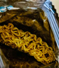 常记掌心脆干脆面干吃面方便面整箱办公室解馋休闲食品零食小吃大礼包 【40包】混合口味（无巧克力味） 实拍图