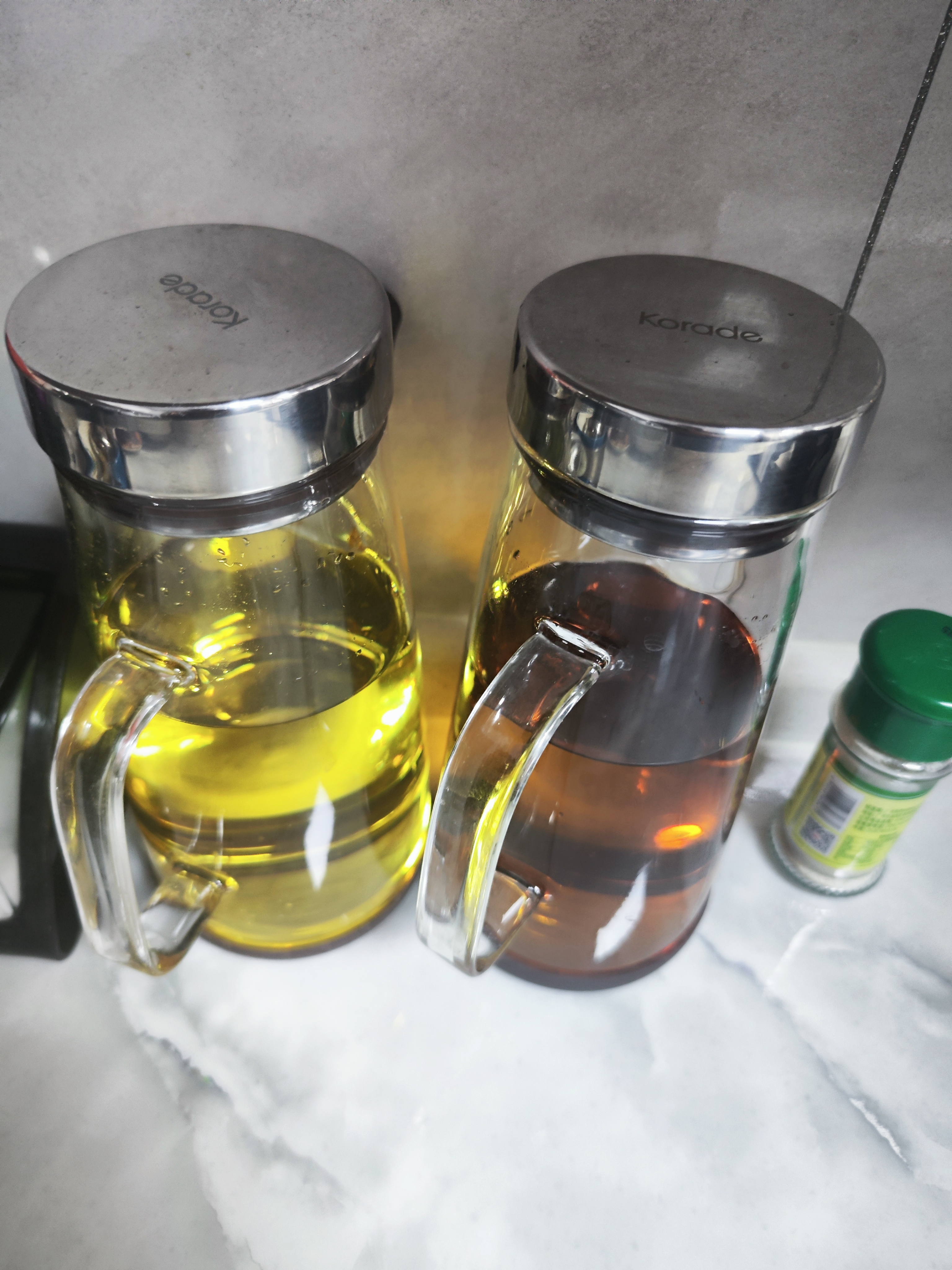 korade玻璃油壶家用厨房不挂油带刻度调味瓶油瓶防漏酱油醋调料高端油瓶 800ML 高硼硅玻璃油壶 实拍图