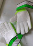 匹克守门员手套带护指天然乳胶防滑耐磨减缓冲击成人儿童专业训练门将手套足球手套守门员装备绿色6号 实拍图