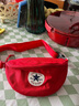 匡威（Converse）官方 Sling Pack春上新男女便携斜挎包胸包腰包10019907 10019907-A14/红色 OSFA 实拍图