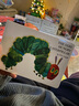 包邮 The Very Hungry Caterpillar 好饿的毛毛虫英文原版绘本 廖彩杏吴敏兰书单儿童英语启蒙洞洞书 饥饿的毛毛虫 Eric Carle 艾瑞卡尔 绿山墙 实拍图