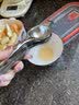 厨贵妃（CUGF）柠檬榨汁器橙汁压榨器多功能榨汁机手动柠檬夹压汁器榨柠檬汁神器 【小号】手动压汁器+削皮刀 实拍图