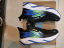 特步（XTEP）儿童男童龙翼网面回弹弹旋钮扣跑鞋 黑/深钴蓝/荧光青草绿 33码 实拍图
