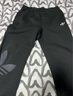adidas情侣款经典宽松舒适抓绒束脚运动裤男女阿迪达斯官方三叶草 黑色 S 实拍图