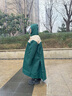 牧萌儿童雨衣男女童带书包位防水透气宝宝时尚风衣式雨披 松针绿 2XL 实拍图