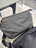 探索星空阿波罗x1磁吸扣斜挎包男士单肩包骑行背包机能邮差电脑包 黑色小号磁吸扣可装11寸平板 实拍图