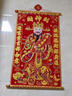 欢喜庆新款财神爷挂画高档年画卷轴绒布立体烫金财神到挂件装饰店铺挂饰 75cm长*120cm高（大号） 财神爷年画(适用室内门/商铺等) 实拍图