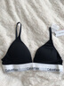 Calvin Klein内衣【摩登引力带】女ck无钢圈软支撑三角杯文胸 QF5650001-太空黑 M 实拍图