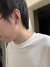 两世欢纯S999银男士耳钉新款单只男耳环潮黑色圆形简约情侣款男生银耳饰 999银长城纹耳钉【单只】 实拍图