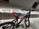 EG7山地自行车成人学生变速越野单车双减震赛车26寸青少年男女 辐条【升级减震 轻量铝架】黑红 26寸30速【适合：160-180CM】 实拍图