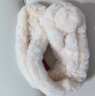 达芬奇密码围巾女冬款 保暖围脖女 仿 獭兔毛围巾双面送女友生日礼物礼盒装 毛球 白色 实拍图