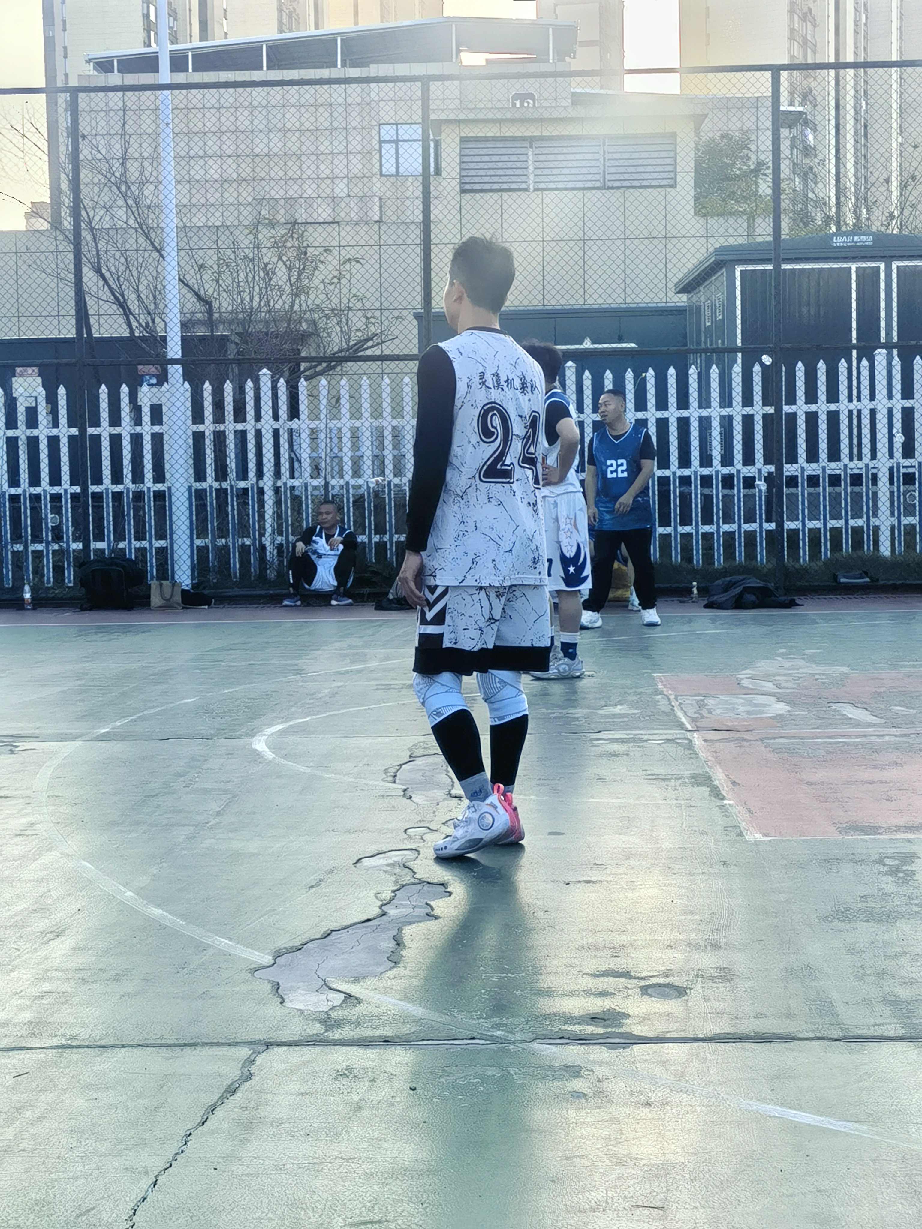 格奕曼 篮球服套装男定制体育运动宽松学生训练队服透气比赛印字球衣 ZL-2007黑紫 XL【165-170cm120-130斤】 实拍图