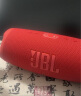 JBL CHARGE5 音乐冲击波五代 便携式蓝牙音箱+低音炮 户外防水防尘 桌面音响 增强版赛道扬声器  红色 实拍图