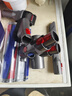 戴森吸尘器 DYSON 国行家用大吸力手持无线大功率强力 吸尘器官翻原装二手9新以上 【地毯地板均适用】V10 Absolute 6吸头 无原包装 全套配件 实拍图