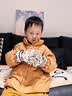 尤克达蒂（yookdd）儿童滑雪手套防水冬季保暖加绒加厚男女童3-7岁小孩滑雪专用防滑 太空飞船S码【建议3-5岁】 实拍图