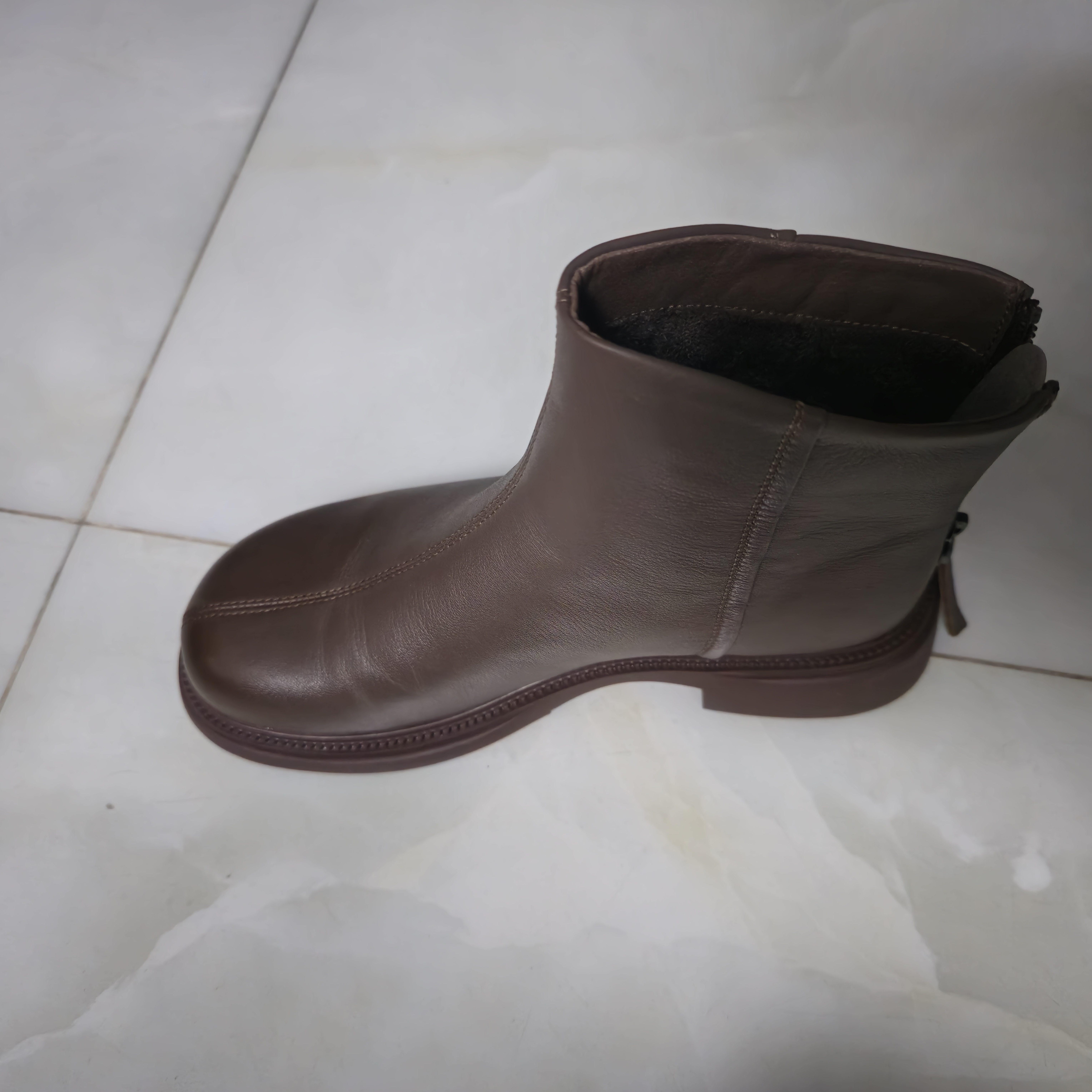 百思图24冬商场同款时尚休闲靴粗跟女短靴G1001DD4 棕色 37 实拍图