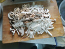 菌菇煲汤组合（鲜竹荪，赤松茸，虫草花，黑皮鸡枞）180g 实拍图