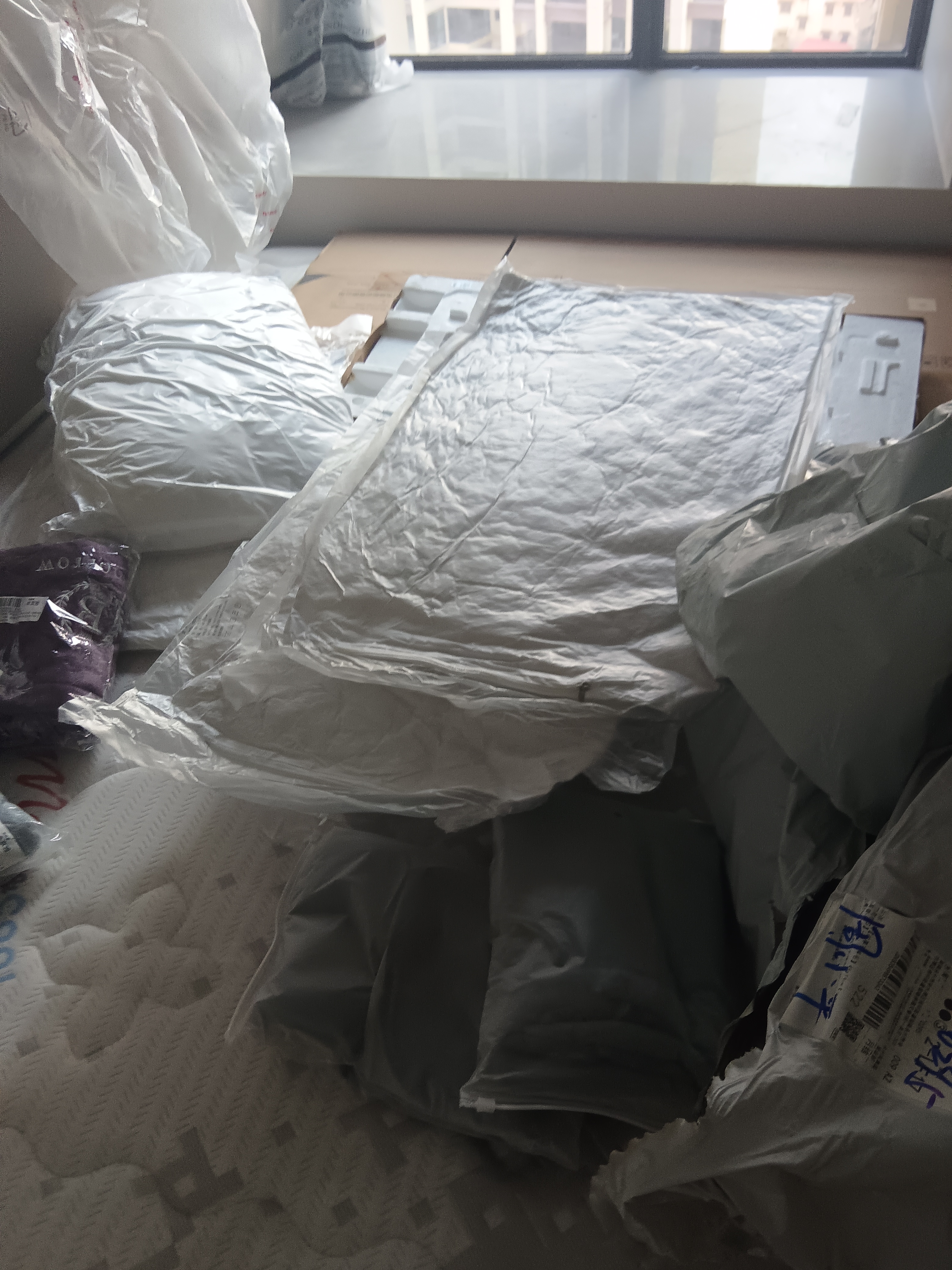 雅鹿冬季牛奶绒枕套家用枕头套48x74cm单人保暖刺绣枕套+枕芯一对装 H-冰川灰【加厚 不掉毛】 48x74cm【一对枕套+一对枕芯】 实拍图