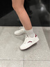 安踏（ANTA）女鞋板鞋女2025秋季新款低帮板鞋轻便透气小白鞋学生休闲运动鞋 【热销款透气】象牙白/绛红色 35.5 (5码) 实拍图