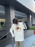 名创优品（MINISO）纯棉t恤男大码潮牌圆领长袖200斤胖子男装衣服休闲简约内搭打底衫 浅米色(不想上班) L 175(体重120-140斤左右) 实拍图