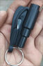 汽车破窗器加安全带切割逃生破窗神器安全锤多功能钥匙扣秒砸玻璃 质感黑【一秒破窗强效三合一】 实拍图