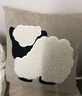 LIVING INC牧场 可爱卡通毛绒抱枕儿童卧室床上靠垫客厅沙发靠枕羊毛简约 罗曼诺夫羊 45x45cm 枕套 枕芯 实拍图