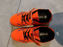 回力童鞋儿童足球鞋2026春季新款男童碎钉软底防滑训练鞋学生运动鞋 桔黑 37 内长约24.5cm 实拍图