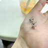 中国黄金（CHINA GOLD）S999足银双蝴蝶耳环女新款耳钉气质饰品七夕送女朋友生日礼物纪念 京速达*蝴蝶银耳钉【玫瑰礼盒】 实拍图