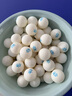 双鱼（DOUBLE FISH）乒乓球一星展翅V40+新材料ABS1星训练兵乓球 白色8盒套装（80只） 实拍图