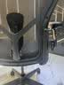 赫曼米勒（HERMAN MILLER）美国品牌 99成新二代赫曼aeron原装二手人体工学椅电脑椅 整椅发货 质保十二年 久坐护腰办公椅电脑椅 Aeron头枕(国产适配）咨询客服选好颜色再下单 实拍图