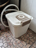 访客米桶收纳盒家用防虫防潮密封储米箱米缸大米收纳盒食品级储米桶 【奶油白*10斤/5kg】送量杯 实拍图
