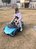 携手超大兰博基尼儿童电动车四轮汽车带遥控双人跑车亲子可坐大人粉色 烤漆蓝+22v15A锂电+MP4+大人后座 并排双人皮座+大人伸缩踏板+拖轮 实拍图