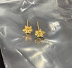 六福珠宝足金栀子花黄金耳钉耳饰送礼 计价 G01G0027DS 0.95克(含工费100元) 配硅胶耳堵 实拍图