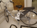 L日本电动助力车原装进口26寸自行车内变速智能单车24寸液晶二手 松下第八代/ 内三速 电助力车 26英寸 20安全新锂电池续航95公里 实拍图