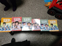 王蓝莓的校园生活爆笑漫画系列·百变校服（百余则故事源自真实生活，漫画复古生动，故事疯狂爆梗，全程哈哈哈哈哈，笑飞你的学习压力与生活烦恼；在故事中感悟爱与被爱、换位思考，提升社交力） 晒单实拍图