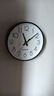 挂钟客厅钟表简约北欧时尚家用时钟挂表现代创意个性石英钟新款 白底黑边 8英寸 直径20厘米（偏小） 实拍图