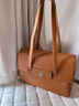 BAGTREE明星同款包包树海豚包轻奢品牌植鞣皮托特包大容量通勤女士电脑包 大号-焦糖色 能装14寸MacBook 高级小众 实拍图